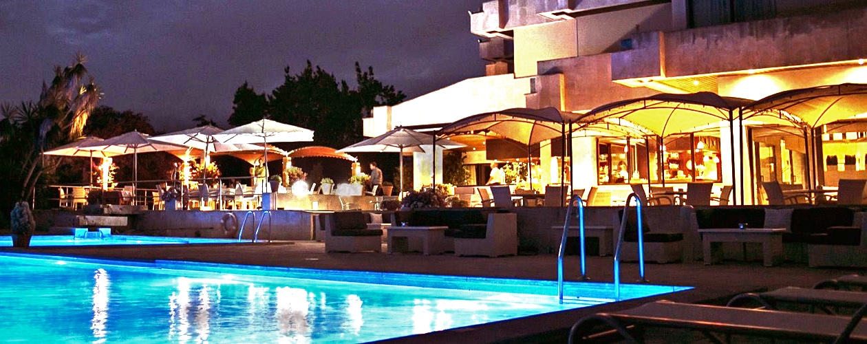 rock singer at Jam session of FRESH Party, Soul and Motown Live Music Band Majorca